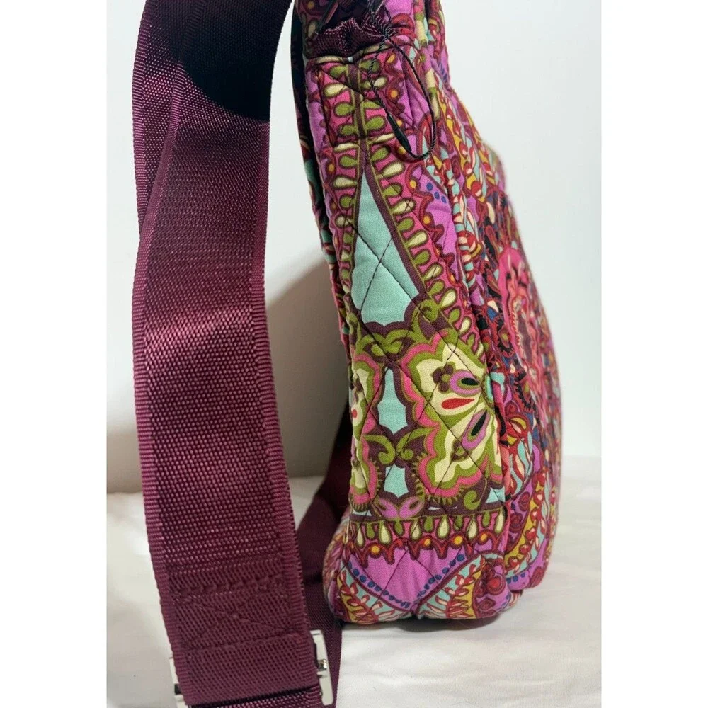 Vera Bradley Lighten Up Essential Messenger Resort Medallion Laptop Crossbody